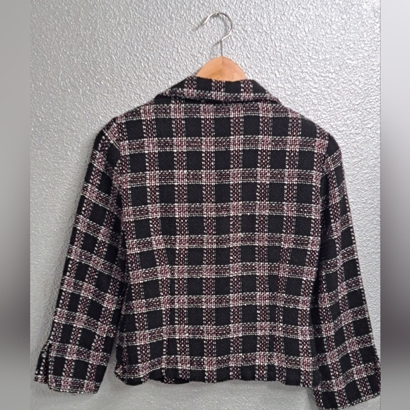 Vintage Plaid Blazer With A Notched Collar    Size Junior M(7/9) - Picture 9 of 9